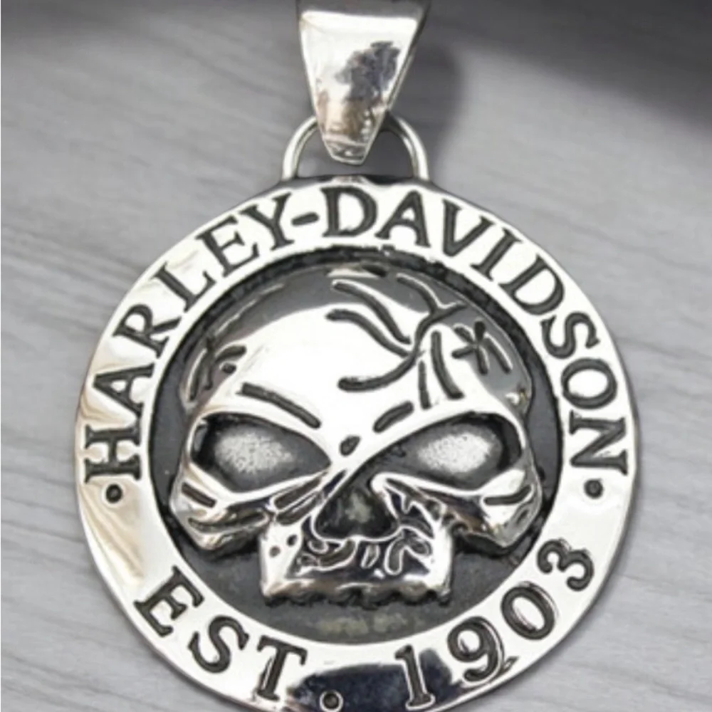 Pendant - Picture 2 of 2
